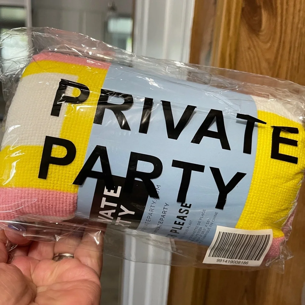 PRIVATE PARTY “Beach Please” Beach Towel